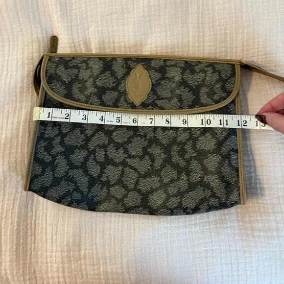 YSL clutch - Picture 14 of 17